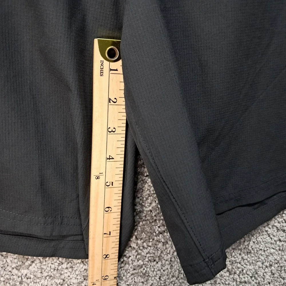 Quiksilver Mens Black Board Shorts Size 34 Swim Trunks RN 169009 7081